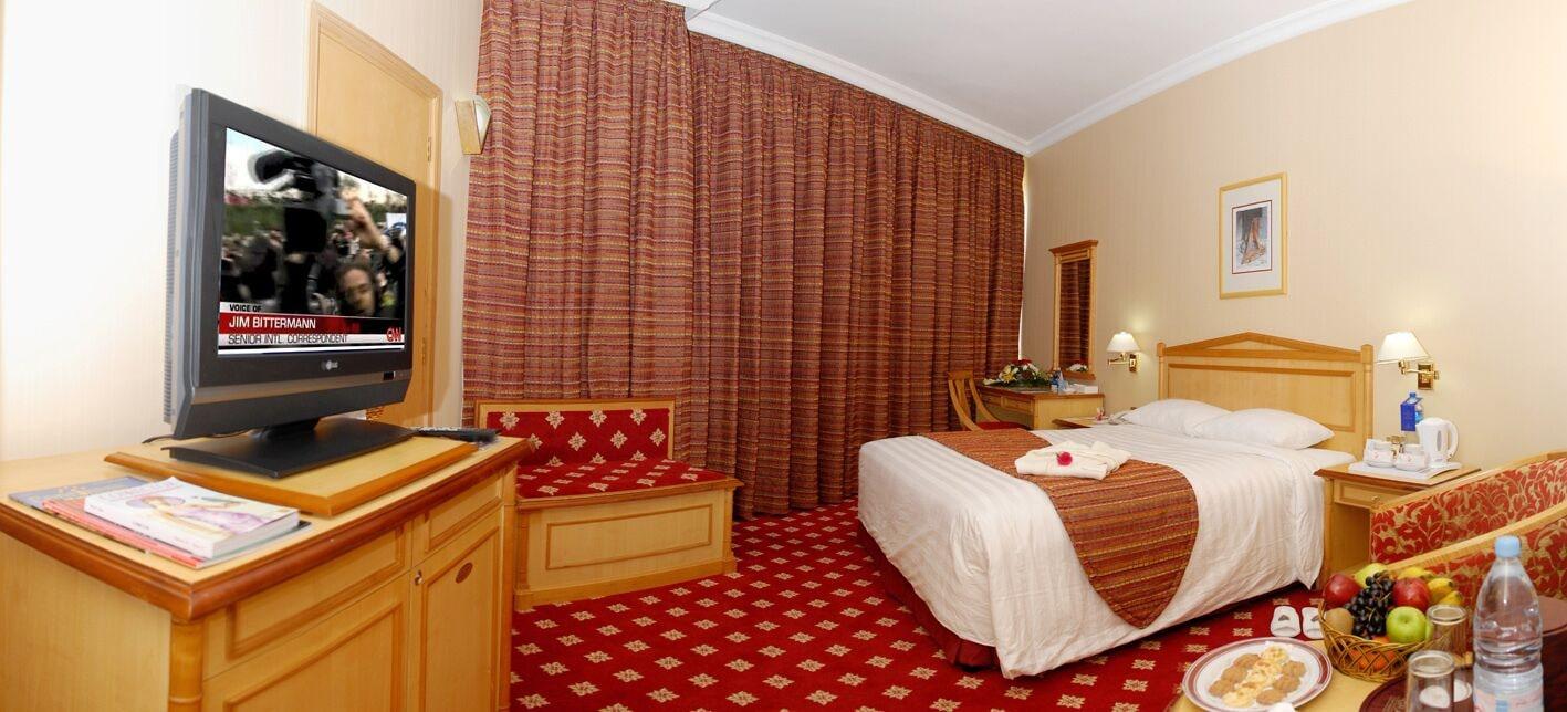 Grand Continental Hotel