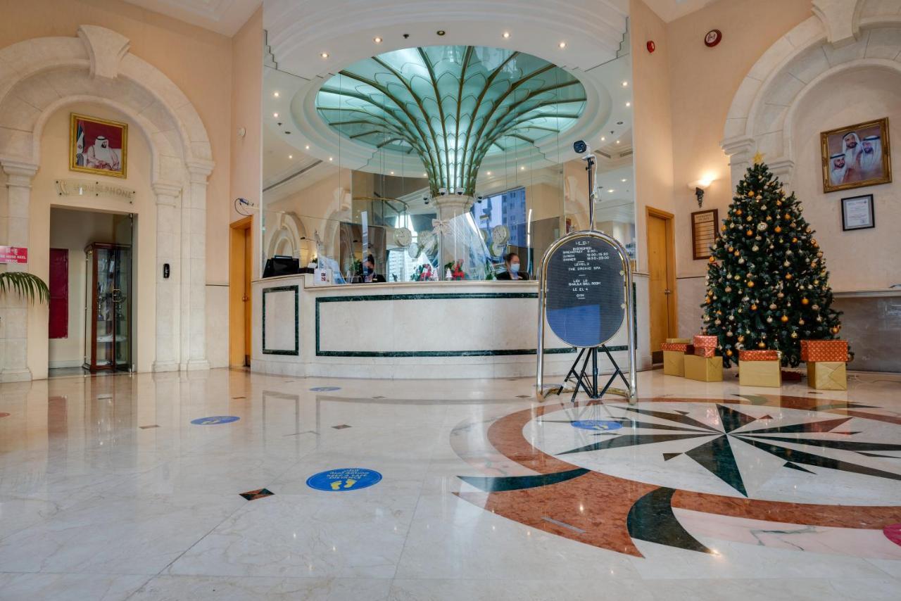 Hotel Grand Continental 3*