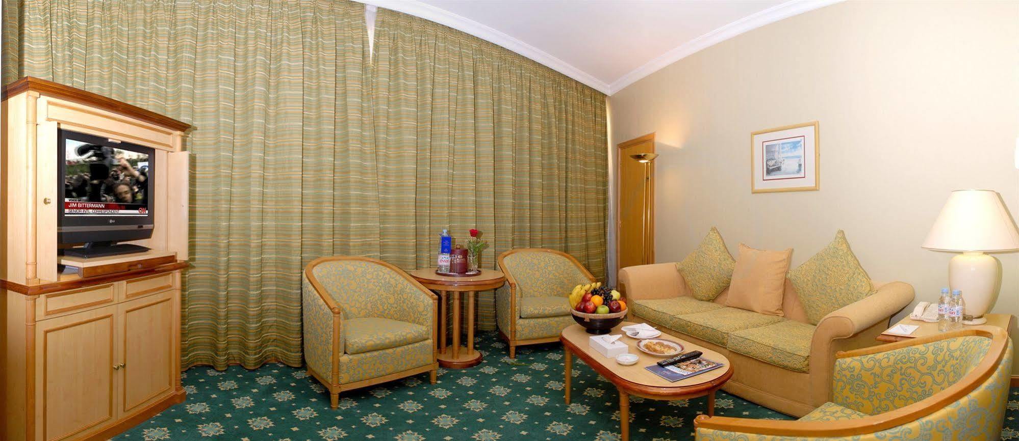 Grand Continental Flamingo